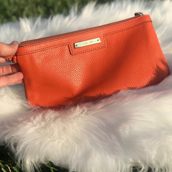 Nine West Wristlet - Picture 7 of 7